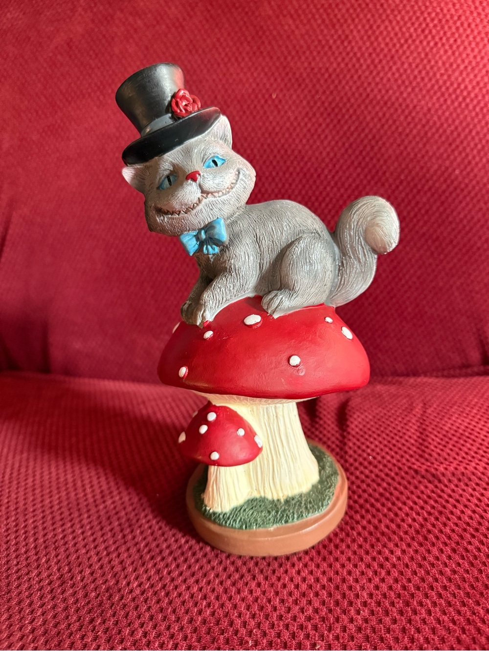 Ashland Cheshire cat figure 2025, Micheals crafts Alice in Wonderland collection